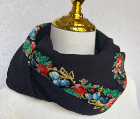 Šatka na krk - darujem k nákupu, m