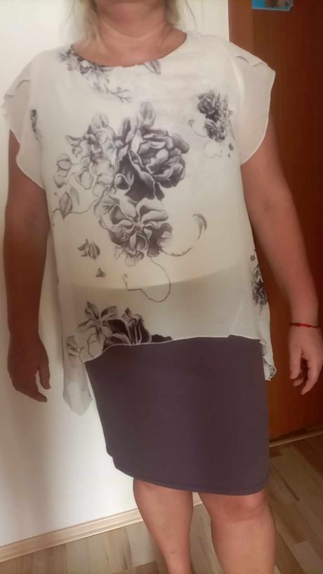 Spoločenské šaty, 46