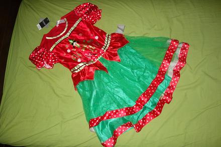 Nove saty na vianoce od george, 140