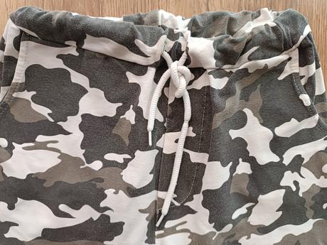 Chlapčenské kraťasy, 164