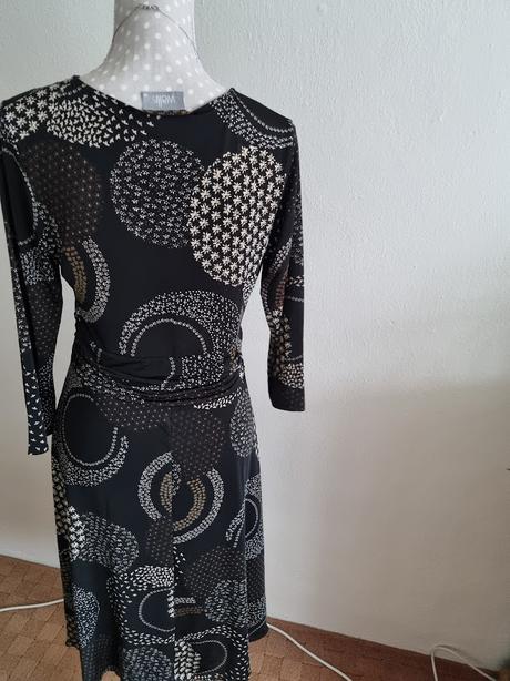 Čierno-hnedé elastické šaty wallis veľ. 40, wallis,40