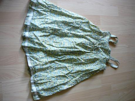 Dievcenske saty, 104