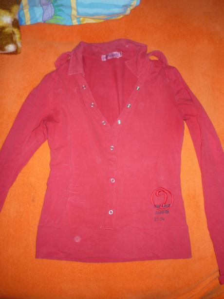 Tricko s vystrihom, l