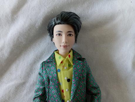 Barbie ken bts rm bez krabice,