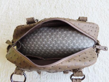 Kabelka s kožušinkou,