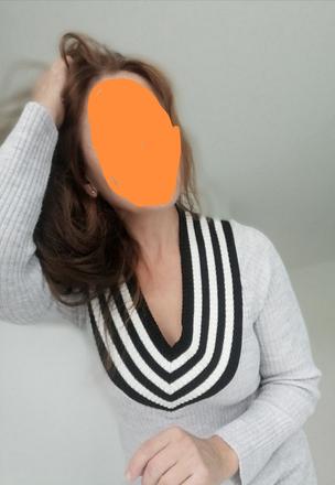 Zaujímavé pletené šaty vm-l, m