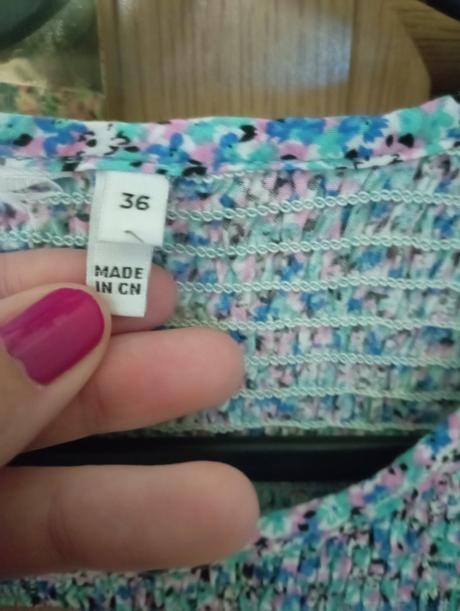 Jemný bluzkovy top, s