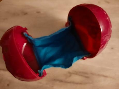 Dráčik vo vajíčku, 