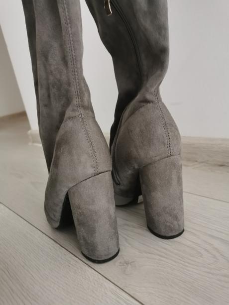 Čižmy nad kolená, 37