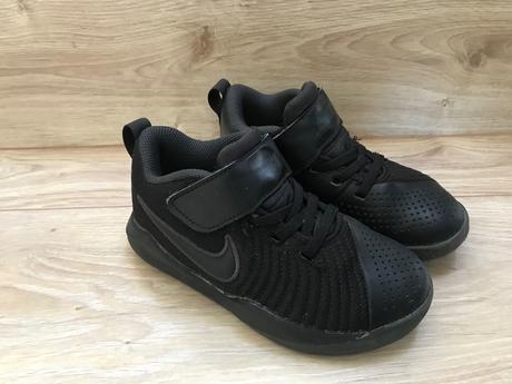 Cierne tenisky, nike,27