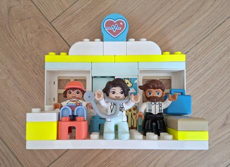 Stavebnica lego duplo - návšteva lekára, 