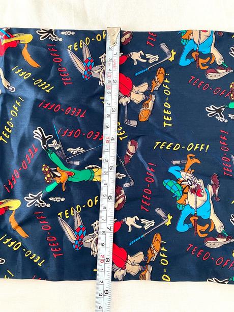 Hodvábna šatka / šál zajac bugs, 