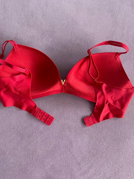 Victoria secret 75c, victoria's secret,75c