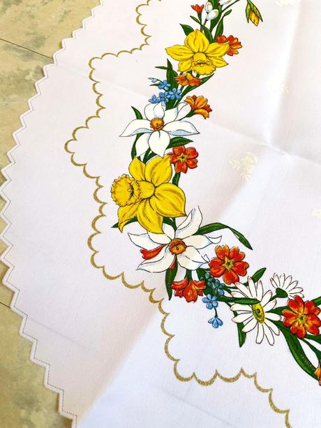 Teflónový veľkonočný obrus,