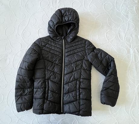 Lahucka zimna bunda zn. c&a vel. 140, c&a,140