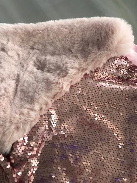 Teplakova súprava, 140