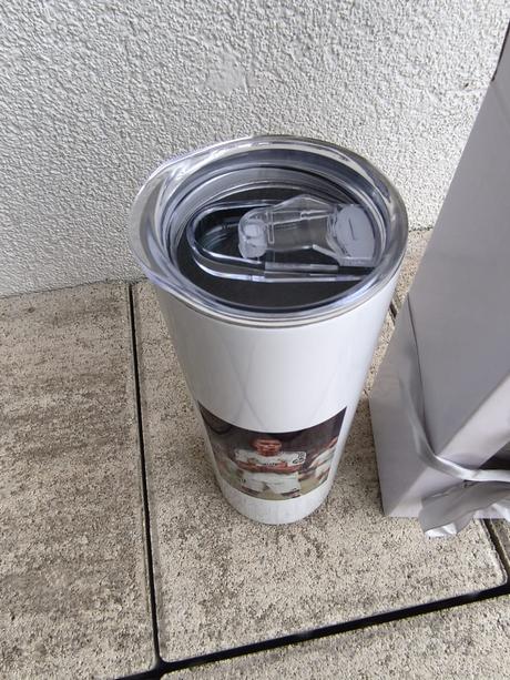 Termoska na pitie mbappe, 