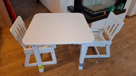 Detský nastavovací stolík so stoličkami, 