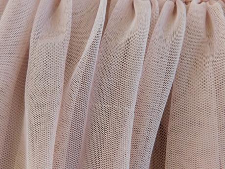 Tylova suknicka, zara,152