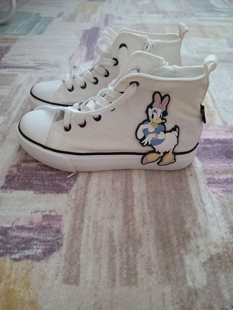 Tenisky, reserved,37