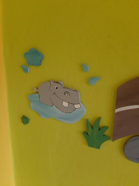 Drevené dekorácie na stenu afrika,