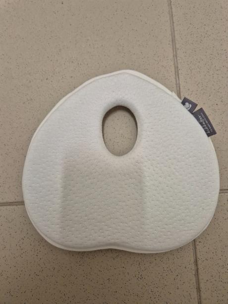 Detský ergonomický vankúš z pamäťov.peny kikkaboo, šírka (cm): 40,dĺžka (cm): 30