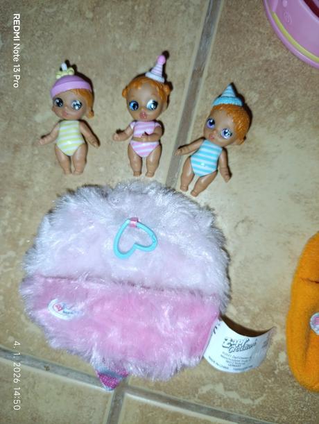 Baby born autobus a bábätká, 