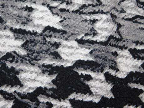 Pekne upletove šaty, 40