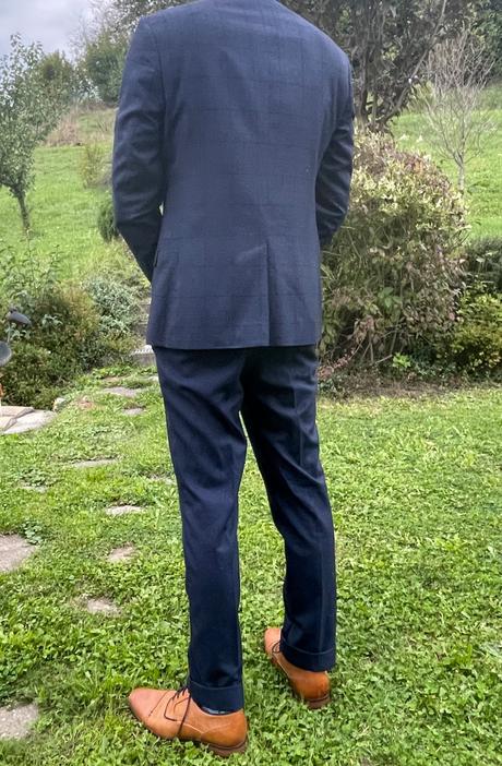 Predám krásny 3 dielny oblek, <50