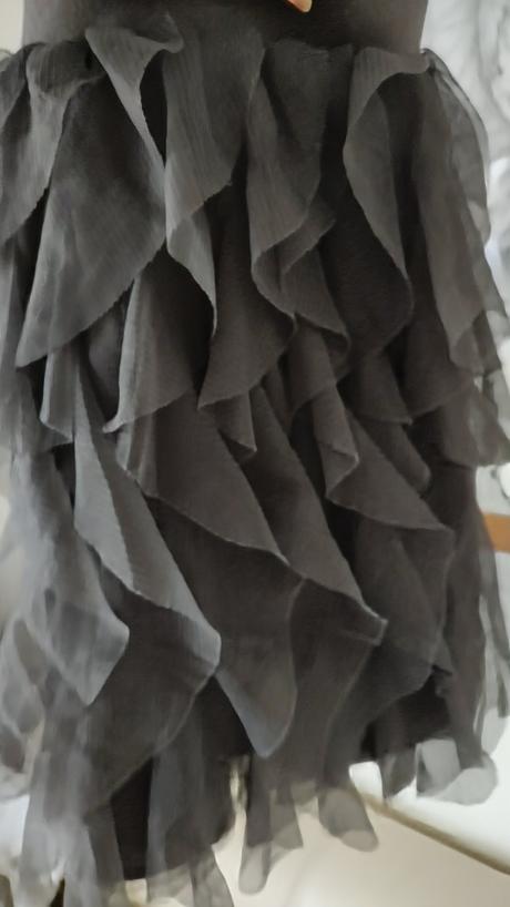 Tylova sukňa, tu,152