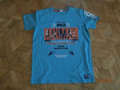 Tyrkysové tričko, 158