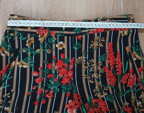 Nohavice letné dámske kvetované zara, zara,s