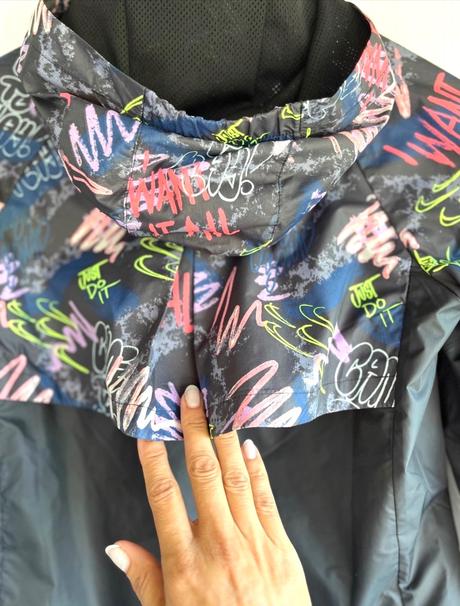 Krásna nike športová bunda, nike,152