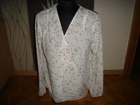 Blúzka s  drobnými kvetmi., gate,38