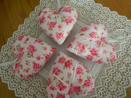 Latkove srdiecka na zavesenie - dekoracia, 