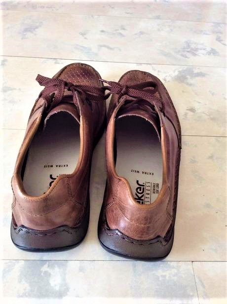 Celokožené poltopánky, rieker,45