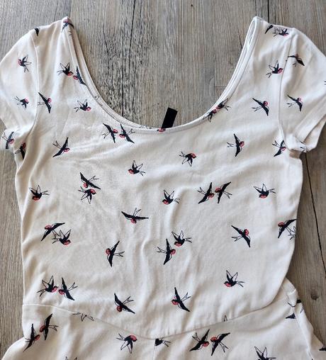 Smotanové šaty s vtáčikmi, h&m,164