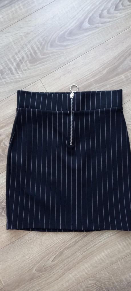 Minisukna, bershka,xs