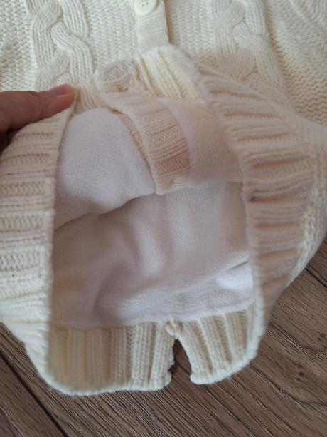 Sveter na predaj, lupilu,74