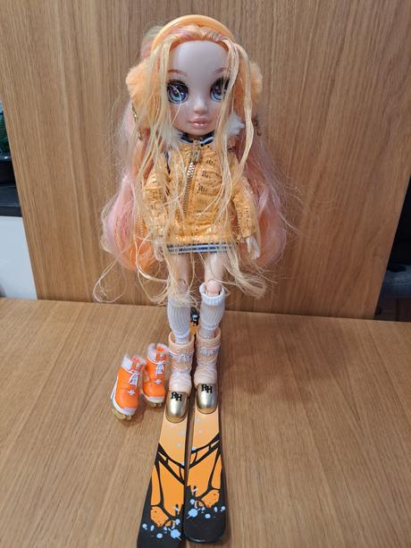 Babiky rainbow high, 