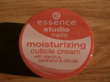 Set na nechty-laky+ krém na kožičku,