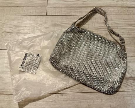 Trblietava kabelka - strieborna, 