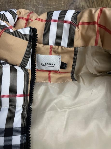 Zateplená  vesta, burberry,116
