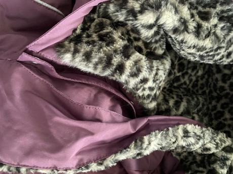 Fialová vetrovka, lindex,158