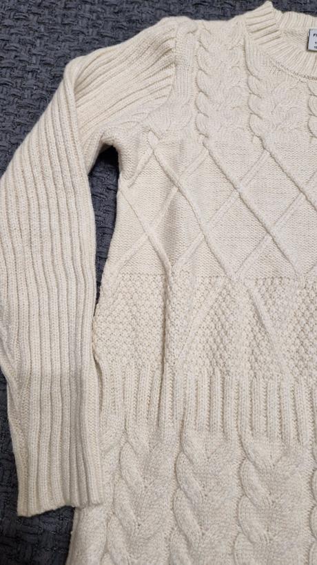 Upletove šaty, gate,152