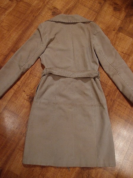 Elegantný jelenicový plášť veľ. 36, s