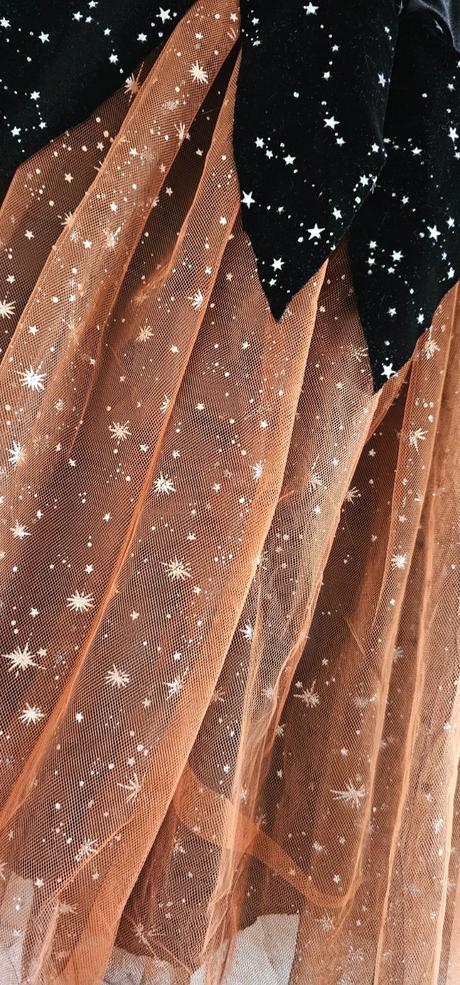 Kostým čarodejnice, 