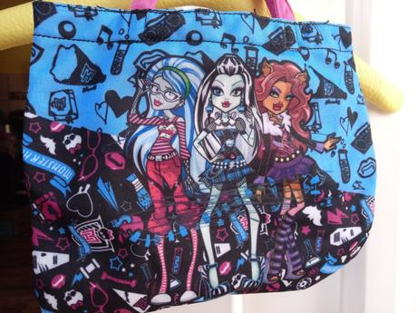 Malá taska moonster high,