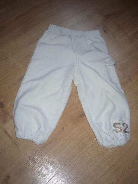 Teplaky, baby club,86