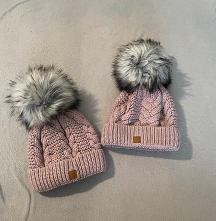 Zimné čiapky s brmbolcom, 